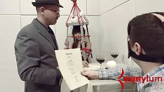 Сестри близначки се  ...
