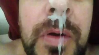 Едрогърдата майка та ...