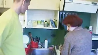 Голямата сестра мног ...