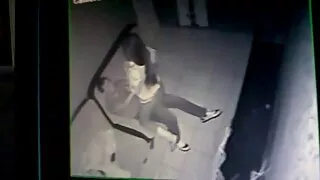 Стар баща се радва н ...