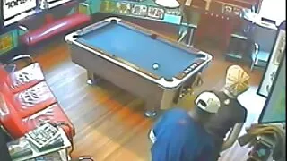 Брат и сестра се отъ ...